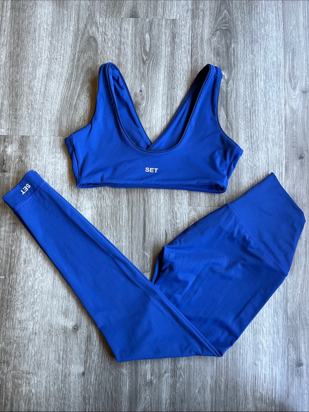 Set Active Outfit Small